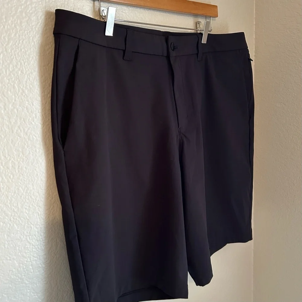 Lululemon Men’s Commission Short Relaxed Warpstreme Fabric 11